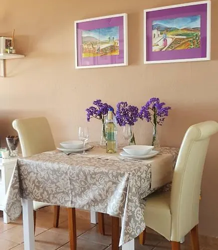 La Appartement Mácher